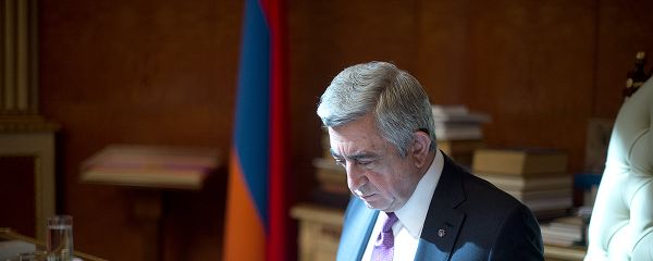 Президент Армении Серж Саргсян принял председателя Гос.комитета по градостроительству при Правительстве Нарека Саргсяна (19 марта 2018). Ереван - Sputnik Армения