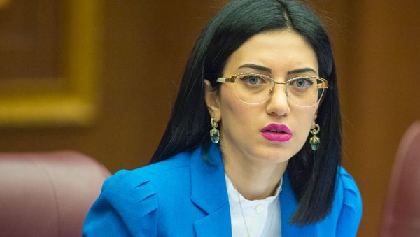 Вице-спикер НС Армении Арпине Оганнесян - Sputnik Արմենիա