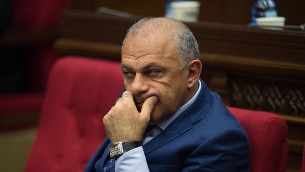 Депутат НС Армении Алик Саркисян - Sputnik Армения