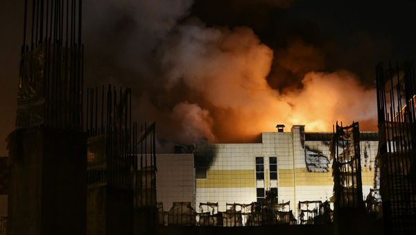 Пожар в торговом центре «Зимняя вишня» в Кемерово - Sputnik Արմենիա
