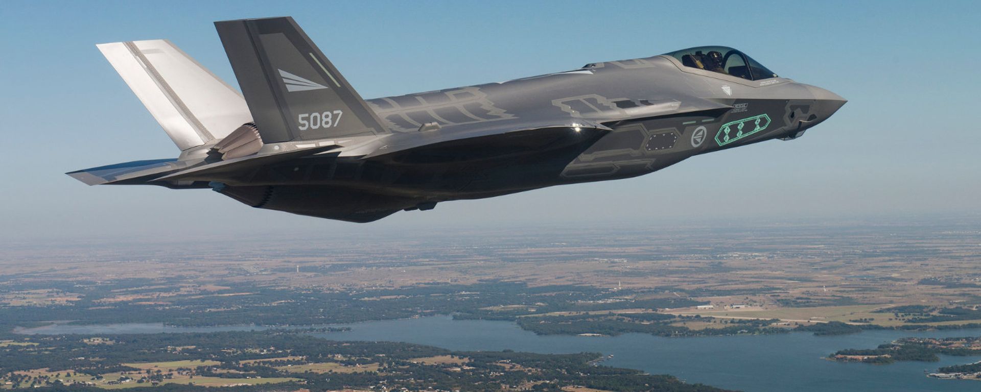 Հինգերորդ սերնդի F-35 ռազմական ինքնաթիռ - Sputnik Արմենիա, 1920, 02.10.2021