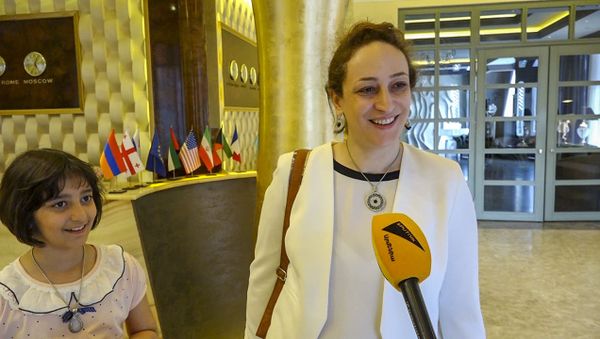 Иранские туристы рассказали, как они проводят время в Армении - Sputnik Армения