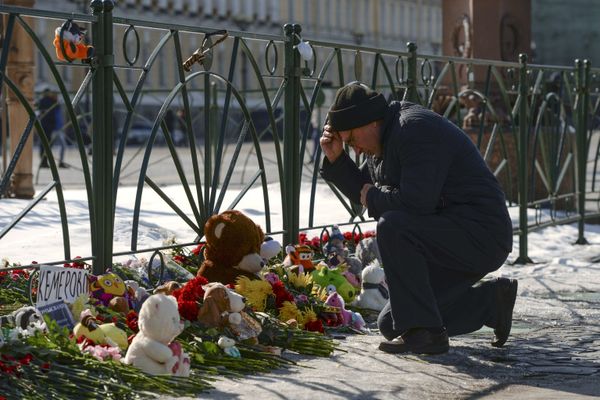 Акции в память о погибших при пожаре в ТЦ Зимняя вишня - Sputnik Армения