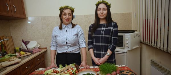 В гостях у шеф-повара: как приготовить рыбу и шпинат к пасхальному столу - Sputnik Армения