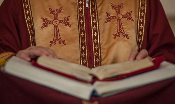 Пасха в церкви Святой Богоматери Катогике, Ереван - Sputnik Армения