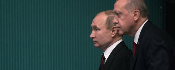 Президенты РФ и Турции Владимир Путин и Реджеп Тайип Эрдоган на церемонии запуска начала строительства первого энергоблока атомной электростанции Аккую (3 апреля 2018). Анкара, Турция Президенты РФ и Турции Владимир Путин и Реджеп Тайип Эрдоган на церемонии запуска начала строительства первого энергоблока атомной электростанции Аккую (3 апреля 2018). Анкара, Турция - Sputnik Армения