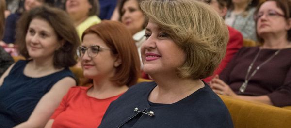 Первая леди Армении Рита Саргсян на последнем вечере в рамках проекта Дипломатические ноты в Посольстве РФ в Армении (5 апреля 2018). Ереван - Sputnik Армения
