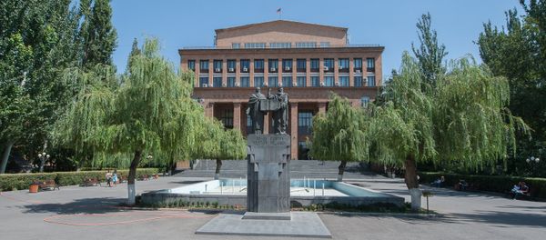 Ереванский государственный университет Ереванский государственный университет - Sputnik Արմենիա