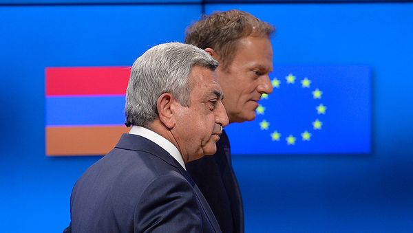 Президент Армении Серж Саргсян и Председатель Европейского совета Дональд Туск (28 февраля 2017). Брюссель, Бельгия - Sputnik Армения