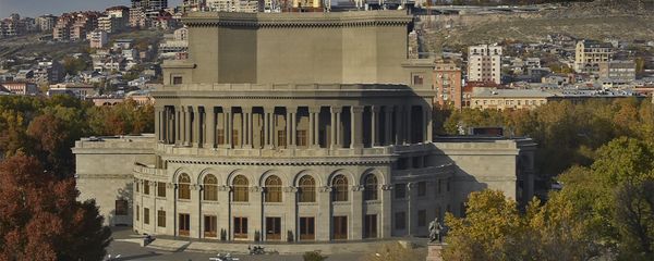 Ереван. Армянский академический театр оперы и балета имени Александра Спендиаряна - Sputnik Արմենիա