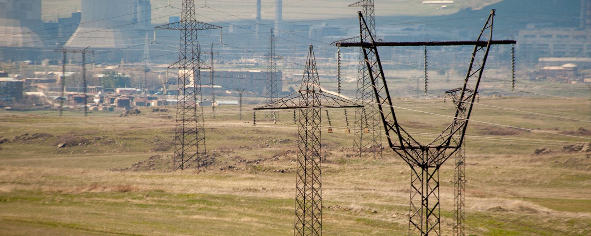 Էլեկտրական սյուներ Էլեկտրական սյուներ - Sputnik Արմենիա, 1920, 26.10.2021