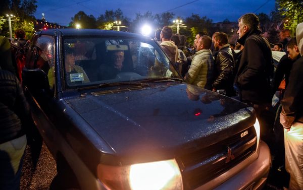 Акции протеста Мой Шаг (13 апреля 2018). Площадь Франции, Ереван - Sputnik Армения