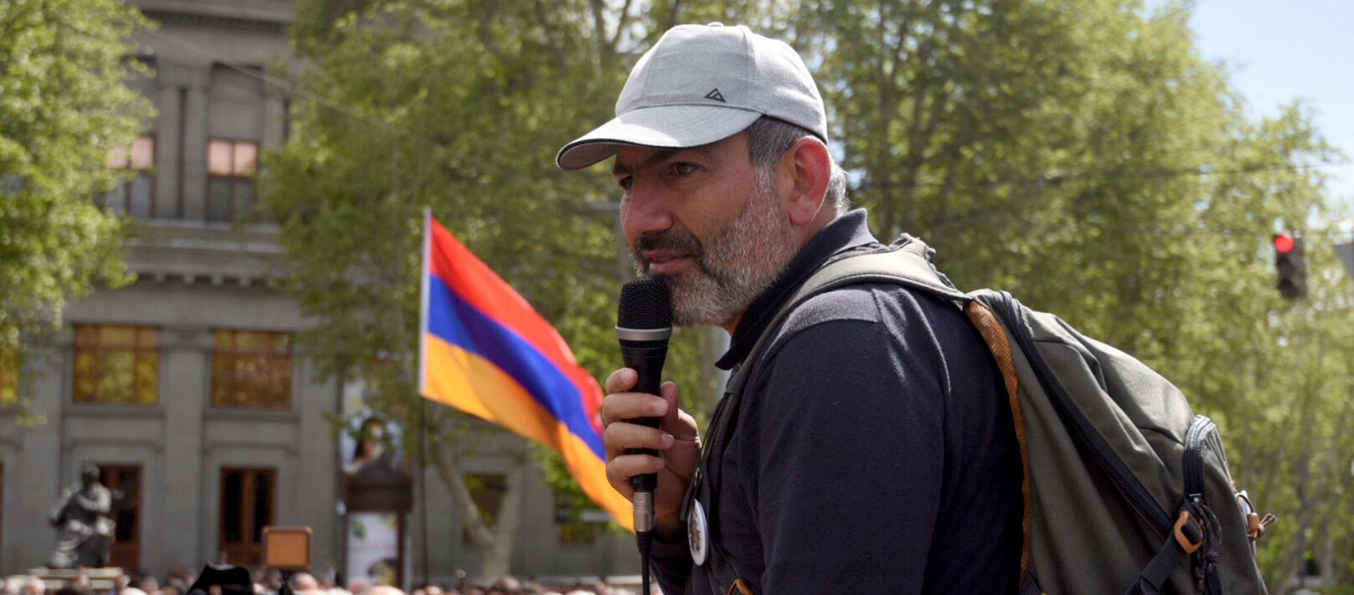 Лидер оппозиционной фракции Елк Никол Пашинян на акции протеста Мой Шаг (14 апреля 2018). Площадь Франции, Ереван - Sputnik Արմենիա, 1920, 19.03.2021