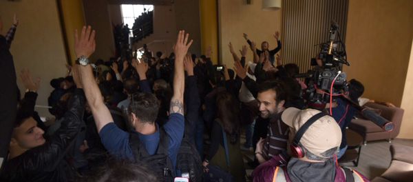 Захват оппозиционерами Дома Радио - Sputnik Արմենիա