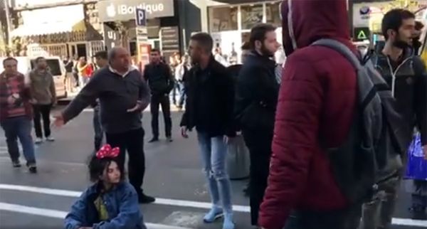 Перекресток проспекта Маштоца и улицы Амирян 16 апреля 2018. Видео - Sputnik Армения