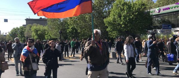 Ситуация на проспекте Баграмян (16 апреля 2018). Ереван Ситуация на проспекте Баграмян (16 апреля 2018). Ереван - Sputnik Армения