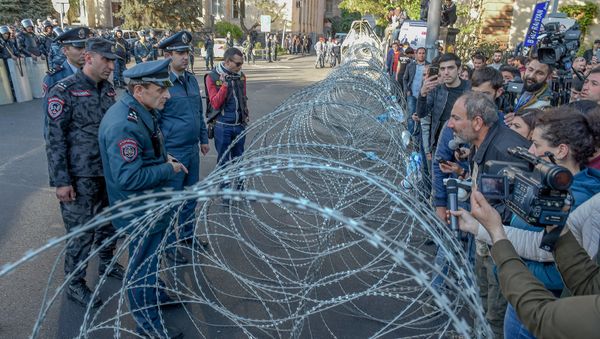 Никол Пашинян и Валерий Осипян - Sputnik Армения