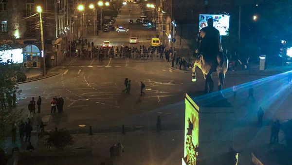 Перекресток проспекта Баграмян и улицы Прошян (16 апреля 2018). Ереван - Sputnik Армения