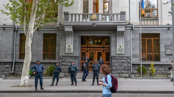 Главная прокуратура Республики Армения (18 апреля 2018). Ереван Главная прокуратура Республики Армения (18 апреля 2018). Ереван - Sputnik Армения