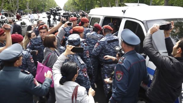 Акции протеста 18.04.18 - Sputnik Армения