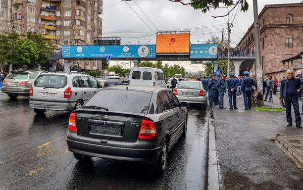 Улица Аршакуняц (20 апреля 2018). Ереван - Sputnik Армения
