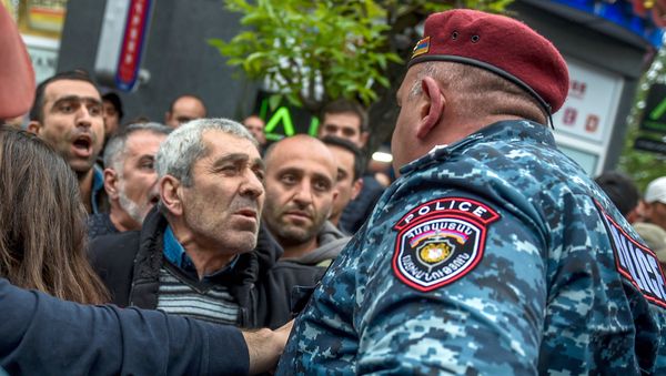 Ситуация на улице Амирян (20 апреля 2018). Ереван - Sputnik Արմենիա
