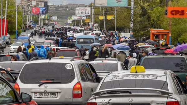 Акция протеста оппозиции в округе Нор Норк (21 апреля 2018). Ереван Акция протеста оппозиции в округе Нор Норк (21 апреля 2018). Ереван - Sputnik Արմենիա