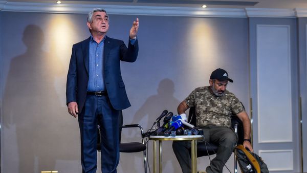 Встреча Премьер-министра РА Сержа Саргсяна и лидера оппозиционной фракции Елк Никола Пашиняна (22 апреля 2018). Гостиница Marriott Armenia, Ереван - Sputnik Армения