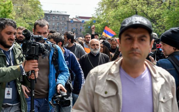Улица Григора Лусаворича (22 апреля 2018). Ереван - Sputnik Армения