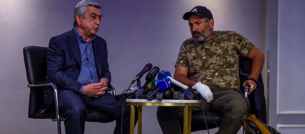 Премьер и оппозиционер не нашли общий язык видео - Sputnik Армения