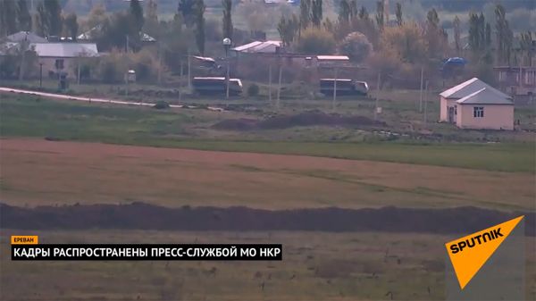 Скопления техники на линии соприкосновения в Карабахе - Sputnik Армения