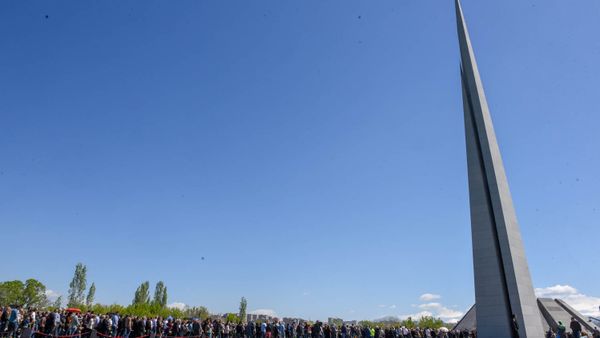 Мемориальний комплекс Цицернакаберд (24 апреля 2018). Ереван - Sputnik Армения