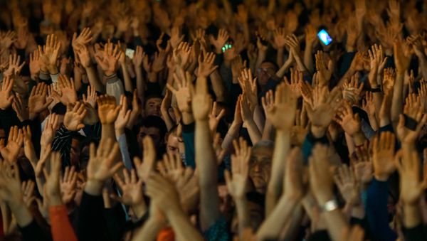 Митинг протестного движения на площади Республики (25 апреля 2018). Ереван - Sputnik Армения