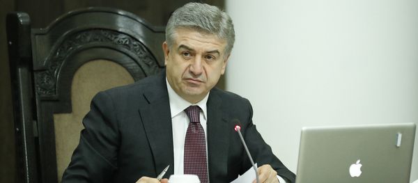 Врио Премьер-министра Армении Карен Карапетян на заседании Правительства (26 апреля 2018). Ереван - Sputnik Армения