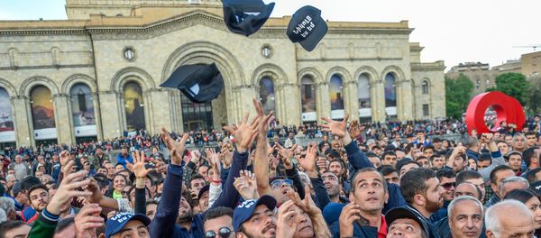 Площадь Республики перед митингом (29 апреля 2018). Еревaн - Sputnik Արմենիա