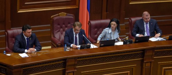 Специальное заседание парламента по выборам нового премьер-министра Армении (1 мая 2018). Еревaн - Sputnik Армения