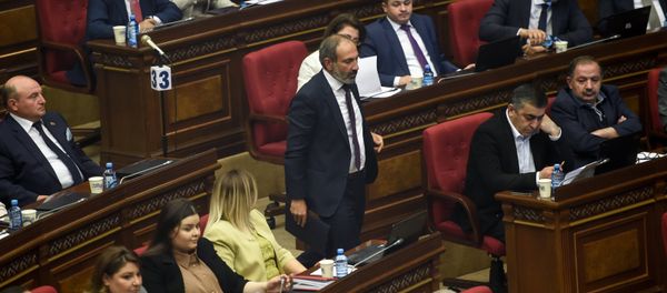 Специальное заседание парламента по выборам нового премьер-министра Армении (1 мая 2018). Еревaн - Sputnik Армения