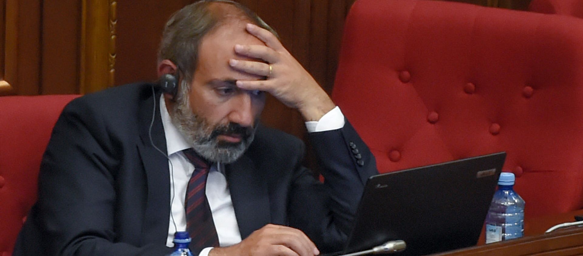 Никол Пашинян на специальном заседании парламента по выборам нового премьер-министра Армении (1 мая 2018). Еревaн - Sputnik Արմենիա, 1920, 18.06.2021