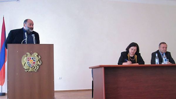 Замминистра территориального управления и развития Вараздат Карапетян в Армавирской области (2 февраля 2018). Армaвир - Sputnik Армения