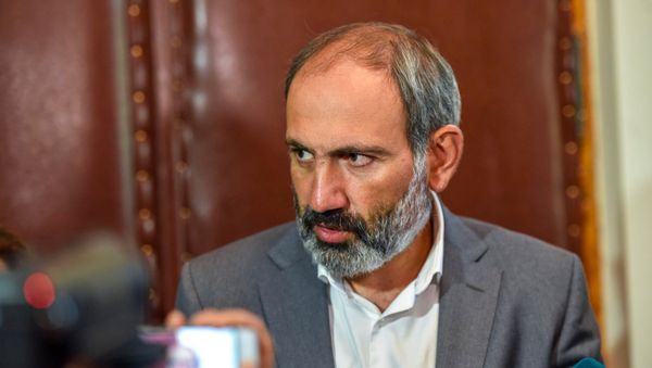Интерьвю Никола Пашиняна в НС (3 мая 2018). Еревaн - Sputnik Армения