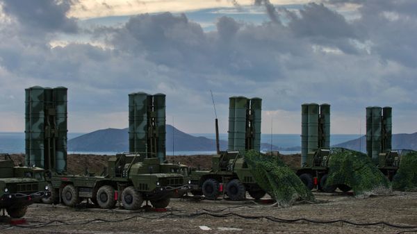 Зенитный ракетный комплекс С-400 Триумф - Sputnik Армения