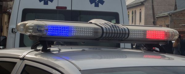 Полиция и скорая помощь Полиция и скорая помощь - Sputnik Армения