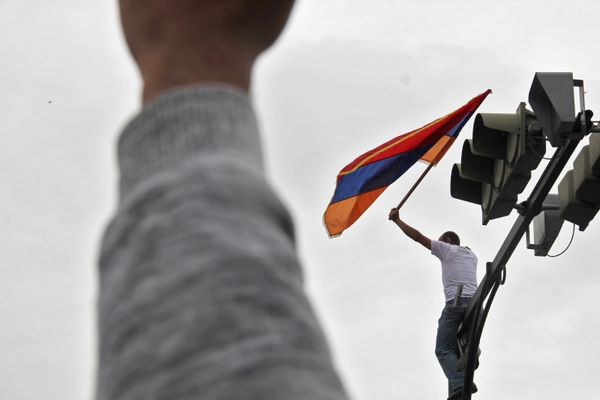 Площадь Республики после выбора Никола Пашиняна премьер-министром Армении (8 мая 2018). Еревaн - Sputnik Армения