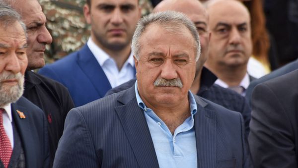 Сасун Микаелян на параде Победы в Арцахе (9 мая 2018). Степанакерт - Sputnik Արմենիա