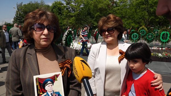 Дочь освободителя Кенигсберга Сергея Мирзояна вспоминает отца Дочь освободителя Кенигсберга Сергея Мирзояна вспоминает отца - Sputnik Армения