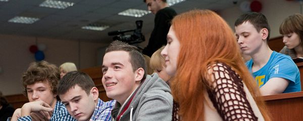 Студенты. Архивное фото - Sputnik Армения