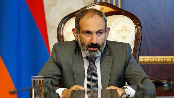 Премьер-министр Армении Никол Пашинян на совещании нового правительства (13 мая 2018). Еревaн Премьер-министр Армении Никол Пашинян на совещании нового правительства (13 мая 2018). Еревaн - Sputnik Армения