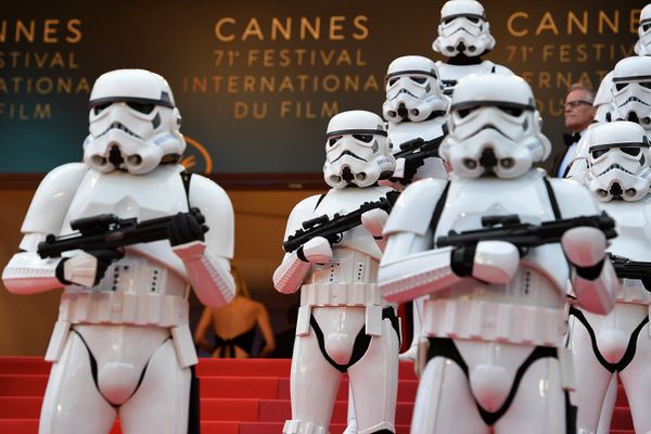 На красной дорожке 71-го Каннского кинофестиваля перед премьерой фильма Хан Соло. Звёздные войны: Истории (Solo: A Star Wars Story) (15 мая 2018). Канны, Франция На красной дорожке 71-го Каннского кинофестиваля перед премьерой фильма Хан Соло. Звёздные войны: Истории (Solo: A Star Wars Story) (15 мая 2018). Канны, Франция - Sputnik Армения