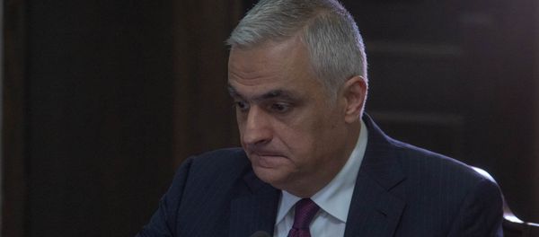 Вице-премьер Мгер Григорян на заседании правительства Армении (17 мая 2018). Еревaн Вице-премьер Мгер Григорян на заседании правительства Армении (17 мая 2018). Еревaн - Sputnik Արմենիա
