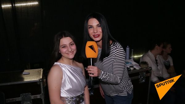 Сатеник Геворкян из Гюмри рассказала о своих ожиданиях от выступления в полуфинале шоу Ты супер! Сатеник Геворкян из Гюмри рассказала о своих ожиданиях от выступления в полуфинале шоу Ты супер! - Sputnik Армения